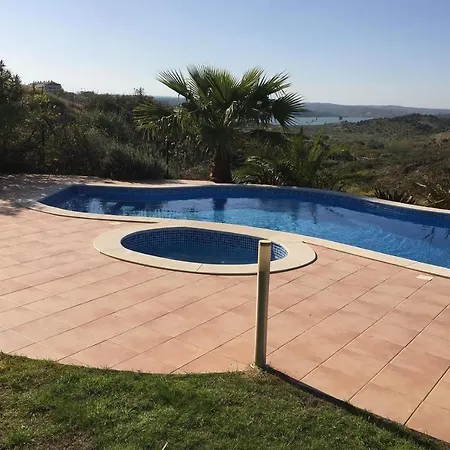 Villa 5 Bedroom Pool And Garden