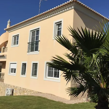 Willa 5 Bedroom Pool And Garden